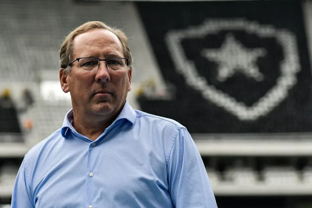 RJ – Rio de Janeiro – 26/06/2022 – BRASILEIRO A 2022, BOTAFOGO X FLUMINENSE – John Textor acionista majoritario do Botafogo antes da partida contra o Fluminense no estadio Engenhao pelo campeonato Brasileiro A 2022. Foto: Thiago Ribeiro/AGIF