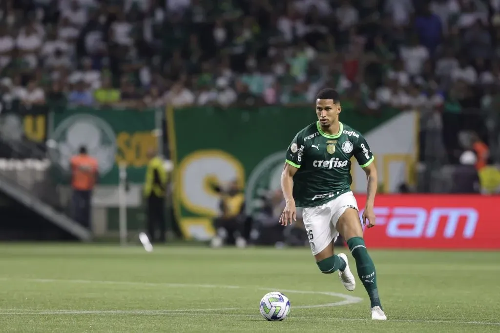 Foto: Marcello Zambrana/AGIF – Murilo voltou a treinar no Palmeiras