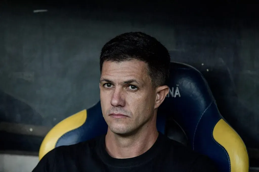 Mauricio Barbieri, técnico do Vasco, durante partida contra o Flamengo no estádio Maracanã pelo Carioca 2023. Foto: Thiago Ribeiro/AGIF