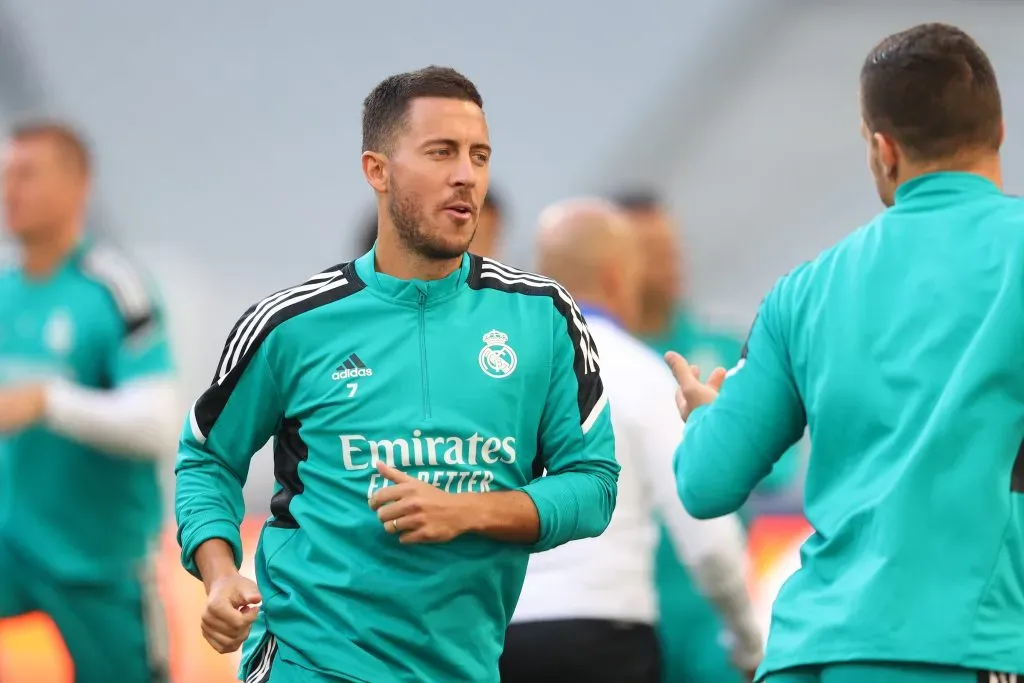 PARIS, FRANCE - MAY 27: Eden Hazard of Real Madrid warms up during the Real Madrid Training Session at Stade de France on May 27, 2022 in Paris, France. Real Madrid will face Liverpool in the UEFA Champions League final on May 28, 2022. (Photo by Catherine Ivill/Getty Images)