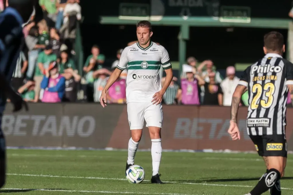 Foto: Robson Mafra/AGIF