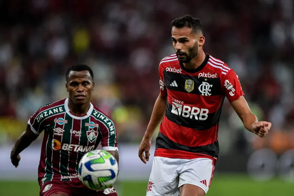 Foto: Thiago Ribeiro/AGIF – Thiago Maia, jogador do Flamengo durante partida contra o Fluminense no estadio Maracana pelo campeonato Copa do Brasil 2023.