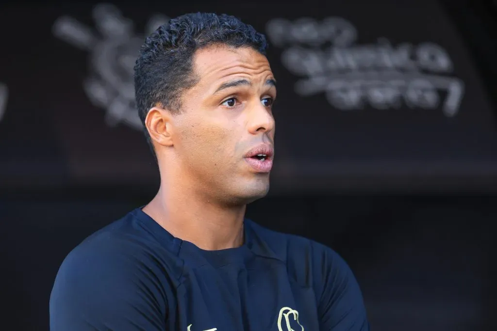 Foto: Marcello Zambrana/AGIF – Fernando Lázaro substituiu VP