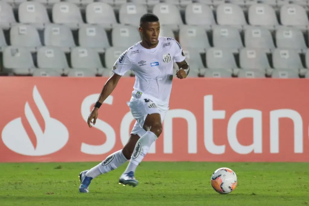 Marcello Zambrana/AGIF – Atacante ex-Santos se destaca no futebol português