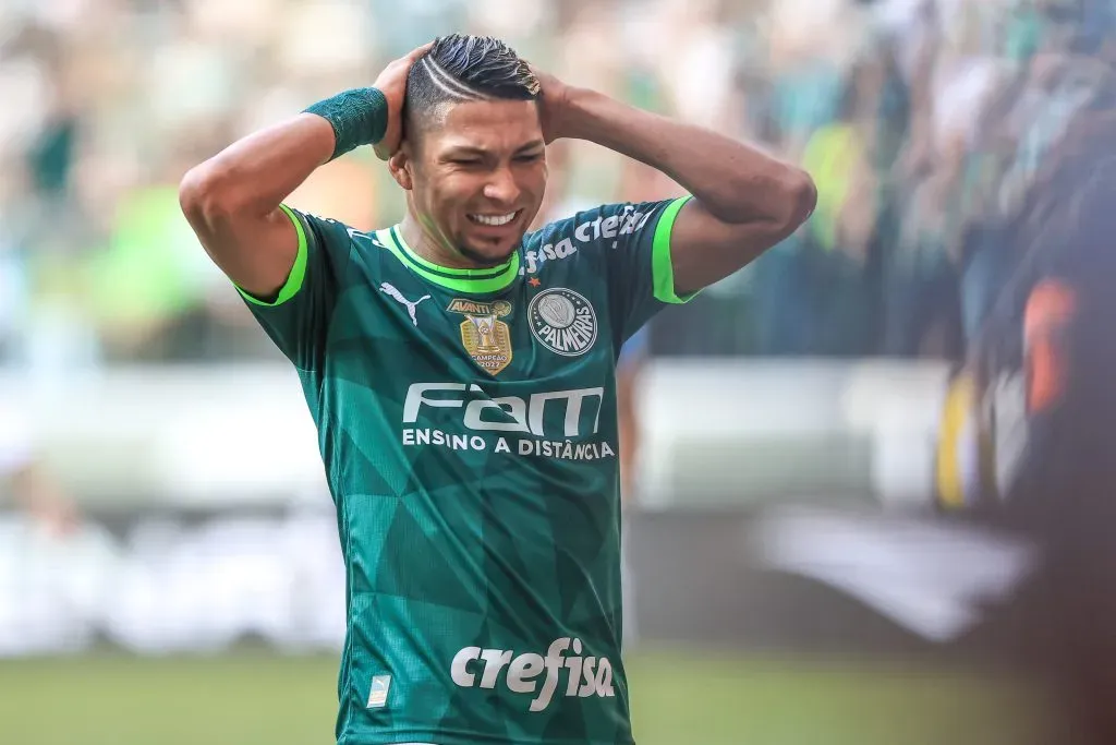 Rony está fora do clássico contra o São Paulo. Foto: Marcello Zambrana/AGIF