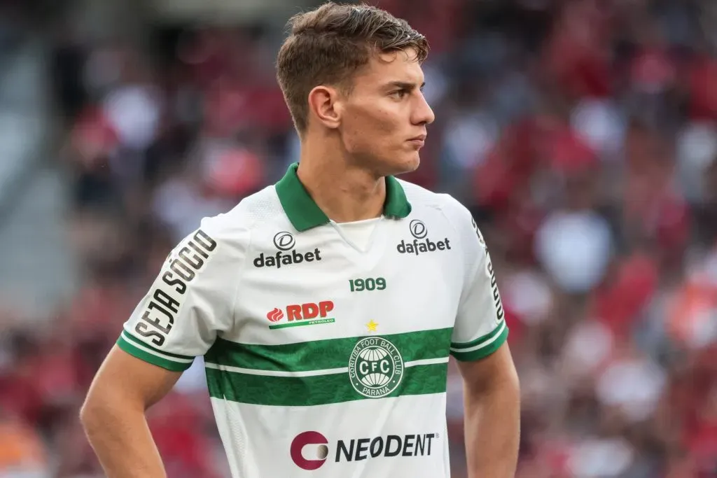 Foto: Robson Mafra/AGIF