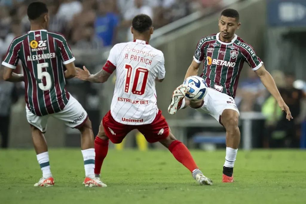 FAZ TEMPO! O que mudou em Inter e Fluminense desde o duelo pelo Brasileirão  