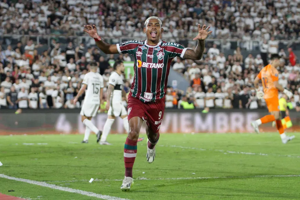ASUNCION, PARAGUAY – AUGUST 31: John Kennedy of Fluminense celebrates after scoring the team’s first goal  during the Copa CONMEBOL Libertadores 2023 quarterfinal second leg match between Olimpia and Fluminense at Estadio Defensores del Chaco on August 31, 2023 in Asuncion, Paraguay. (Photo by Christian Alvarenga/Getty Images)