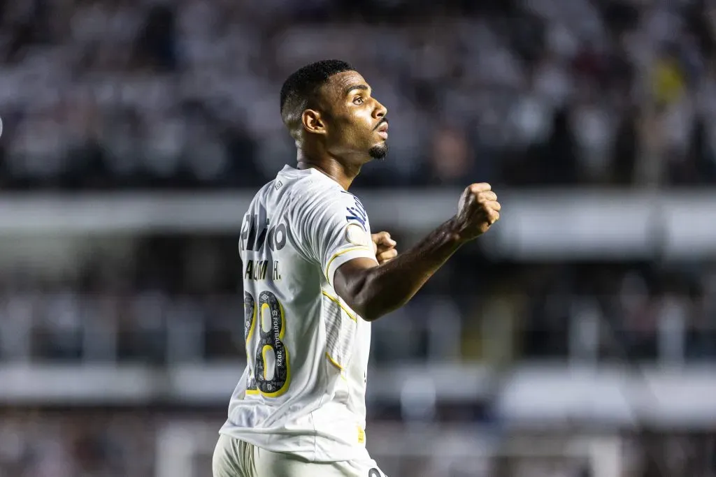 Foto: Abner Dourado/AGIF – Joaquim vem se destacando pelo Santos.