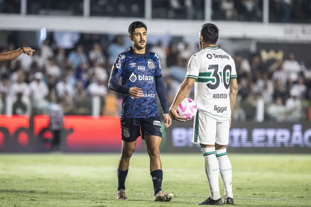 Foto: Abner Dourado/AGIF – Basso em ação contra o Coxa