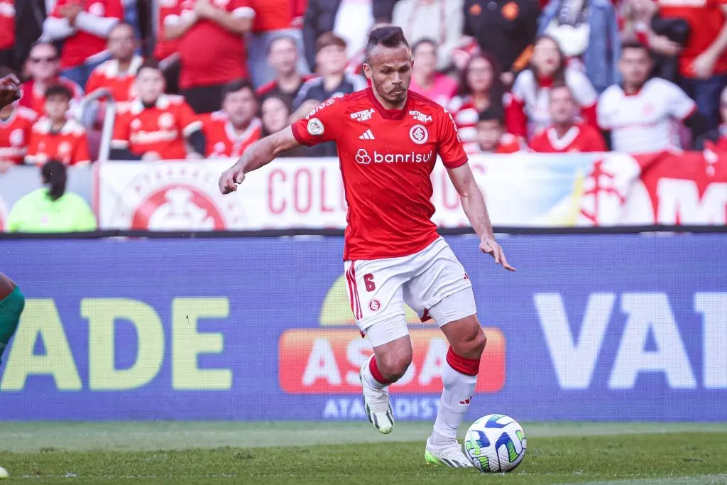 Renê é dúvida para a próxima rodada do Brasileirão – Foto: Maxi Franzoi/AGIF