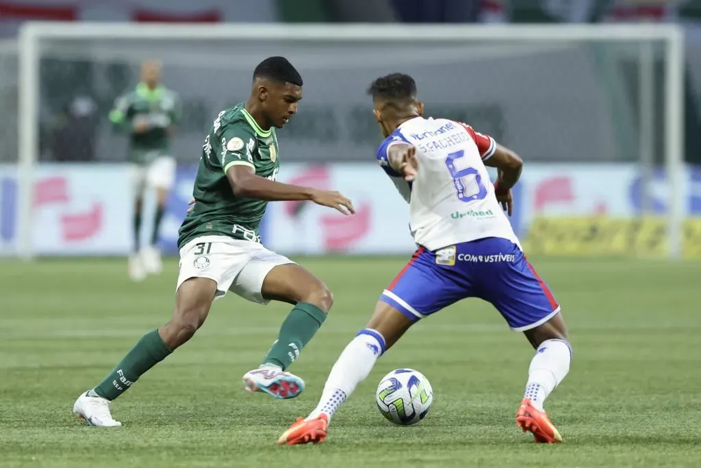 Luis Guilherme, jogador do Palmeiras, durante partida contra o Fortaleza no Allianz Parque pelo Campeonato Brasileiro – Foto: Marcello Zambrana/AGIF