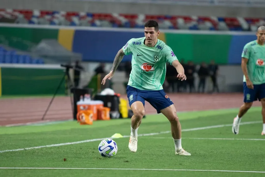 Nino durante treinamento pela Seleção Brasileira no Estádio Mangueirao. Foto: Fernando Torres/AGIF