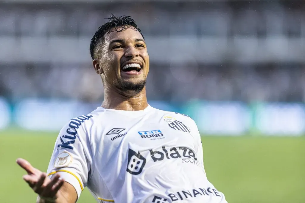 Marcos Leonardo jogador do Santos comemora seu gol durante partida contra o Vasco – Foto: Abner Dourado/AGIF