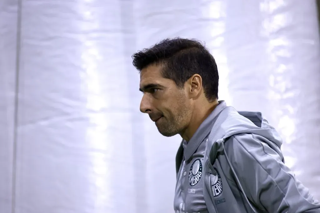 SP – SAO PAULO – 25/10/2023 – BRASILEIRO A 2023, PALMEIRAS X SAO PAULO – Abel Ferreira tecnico do Palmeiras durante partida contra o Sao Paulo no estadio Arena Allianz Parque pelo campeonato Brasileiro A 2023. Foto: Marcello Zambrana/AGIF