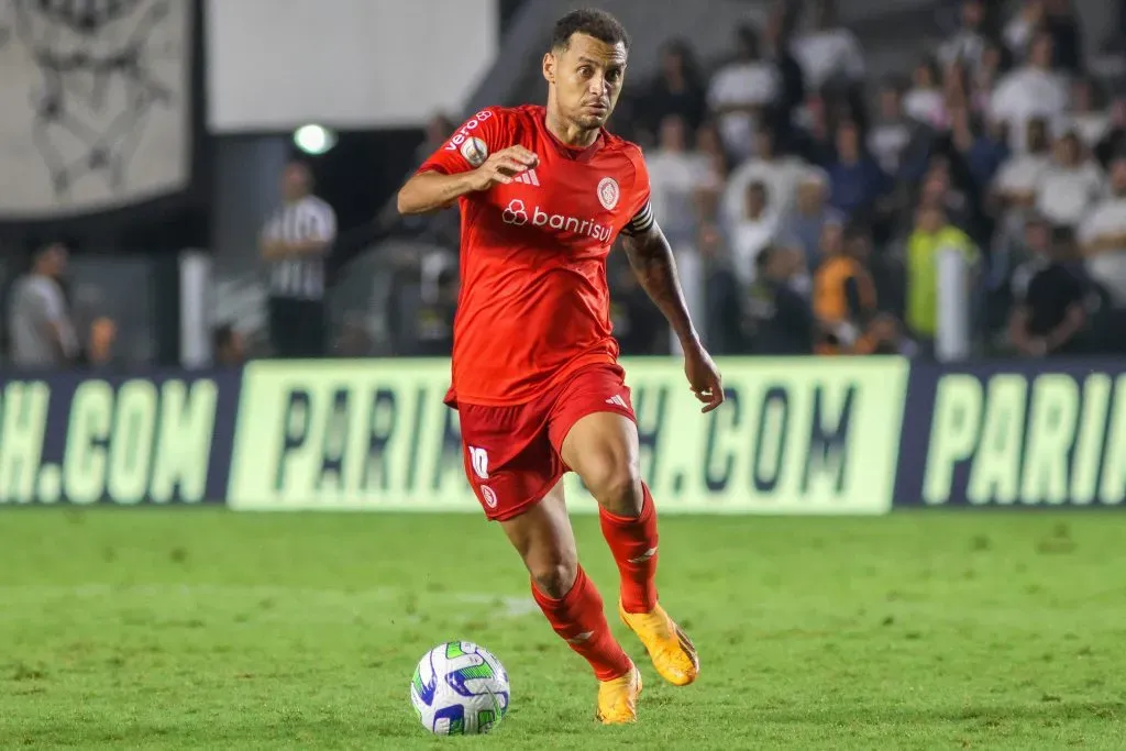 Alan Patrick está pendurado e pode ser desfalque de peso em momento importante no Brasileirão Foto: Fernanda Luz/AGIF