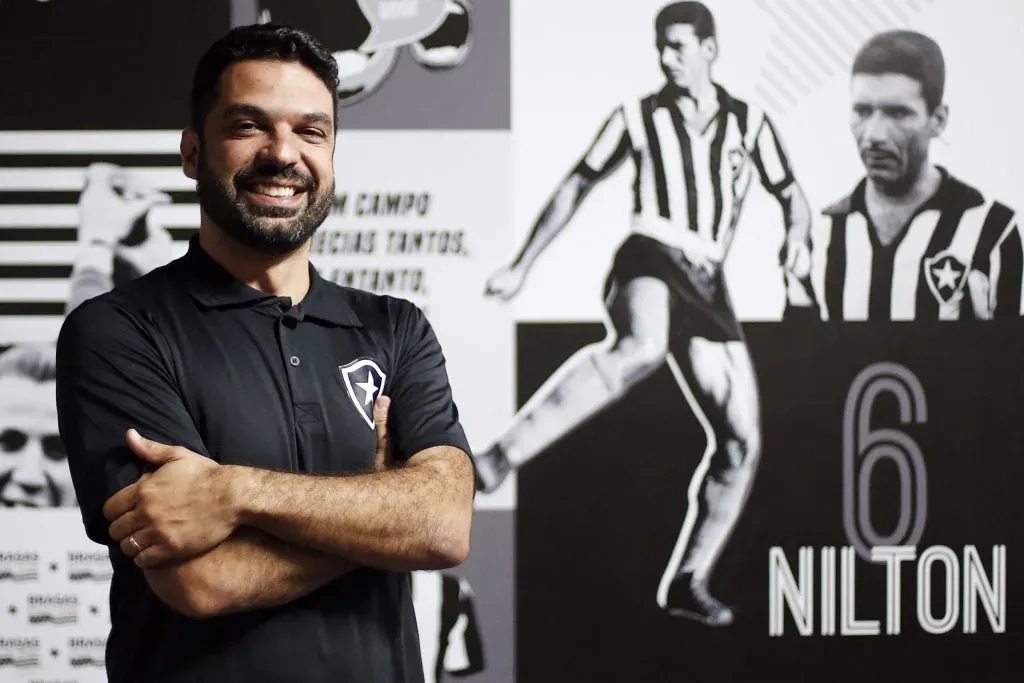 Foto: Vitor Silva/Botafogo – Pedro Moreira já deixou o Botafogo