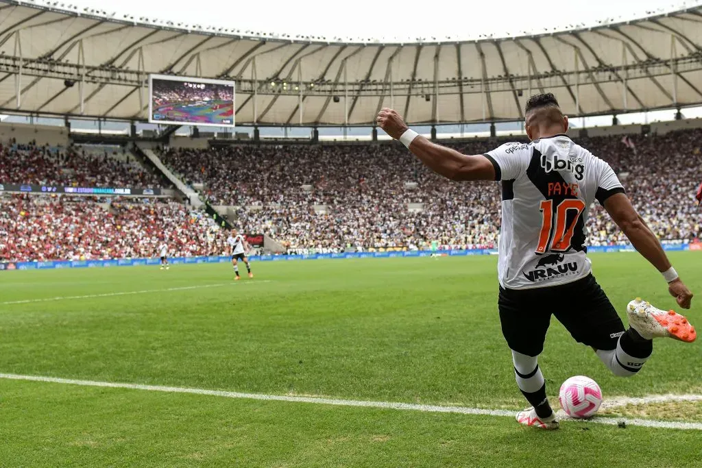 Vasco atuando no Maracanã Foto: Thiago Ribeiro/AGIF