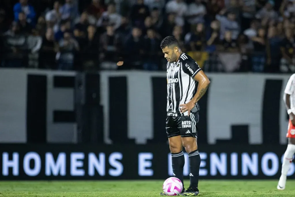 Paulinho marca e define empate entre Atlético-MG e América-MG