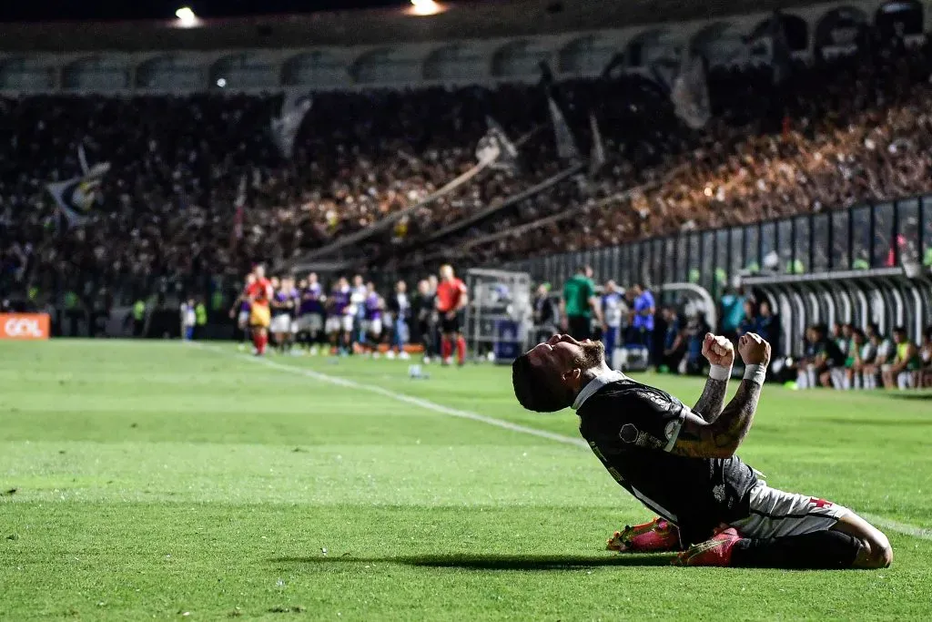 Rossi comemora gol em São Januário.Foto: Thiago Ribeiro/AGIF