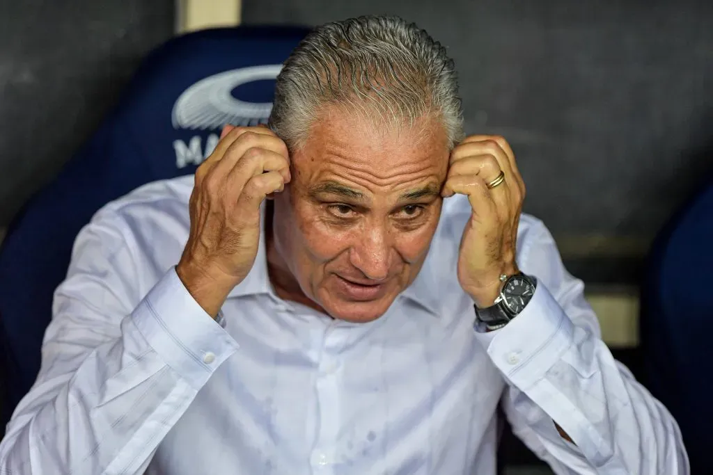 RJ – RIO DE JANEIRO – 08/11/2023 – BRASILEIRO A 2023, FLAMENGO X PALMEIRAS – Tite tecnico do Flamengo durante partida contra o Palmeiras no estadio Maracana pelo campeonato Brasileiro A 2023. Foto: Thiago Ribeiro/AGIF