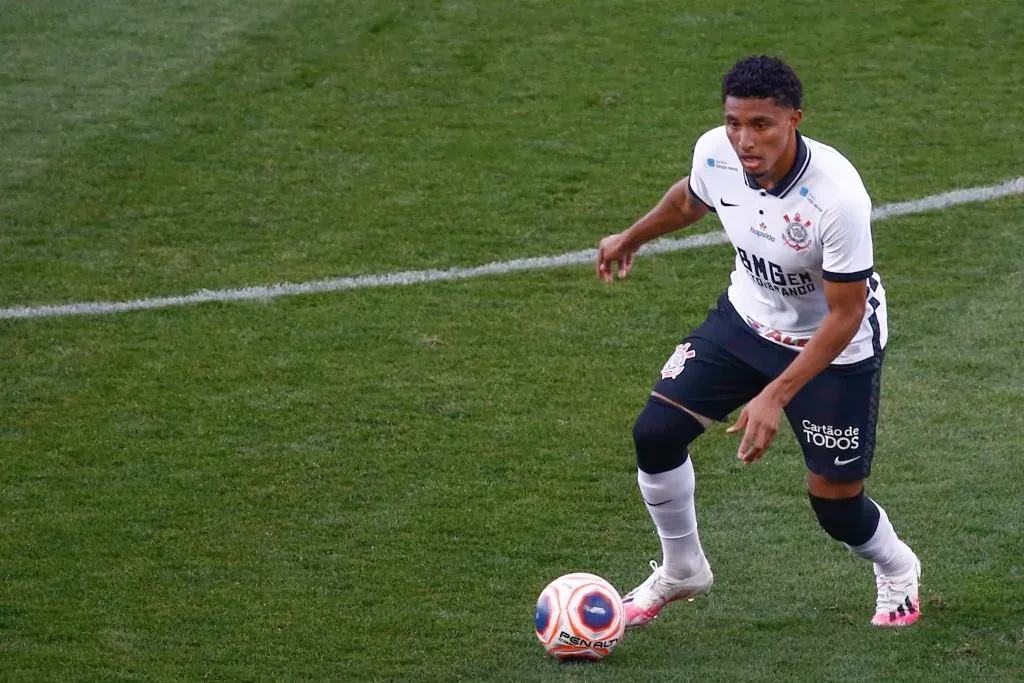Éderson teve agem discreta pelo Corinthians – Foto: Marcello Zambrana/AGIF.