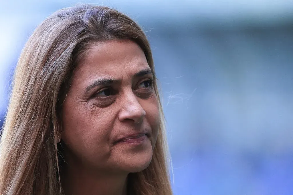 Leila Pereira, presidente do Palmeiras, antes de partida contra o Botafogo no estádio Arena Allianz Parque pelo campeonato BRASILEIRO A 2023. Foto: Ettore Chiereguini/AGIF