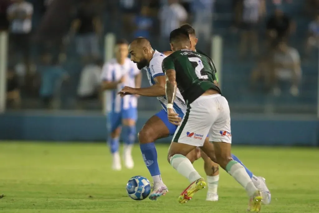 Dalberto jogador do Paysandu durante partida contra o Manaus- Foto: Fernando Torres/AGIF