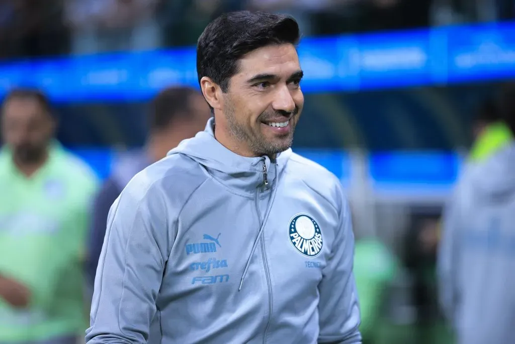 Abel Ferreira se preparando para mais um duelo do Verdão. O treinador do Grêmio surpreendeu ao falar sobre o comandante do Palestra- Foto: Ettore Chiereguini/AGIF