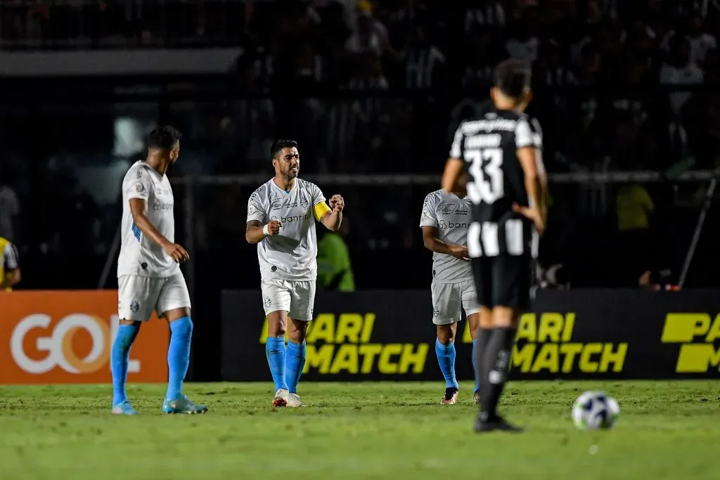 Luis Suárez na partida contra o Botafogo em São Januário. Foto: Thiago Ribeiro/AGIF