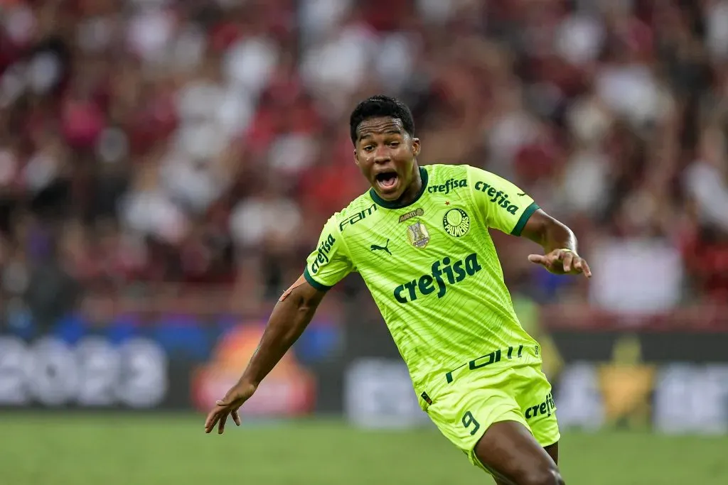 Endrick jogador do Palmeiras durante partida contra o Flamengo no estadio Maracana pelo campeonato Brasileiro A 2023. Thiago Ribeiro/AGIF