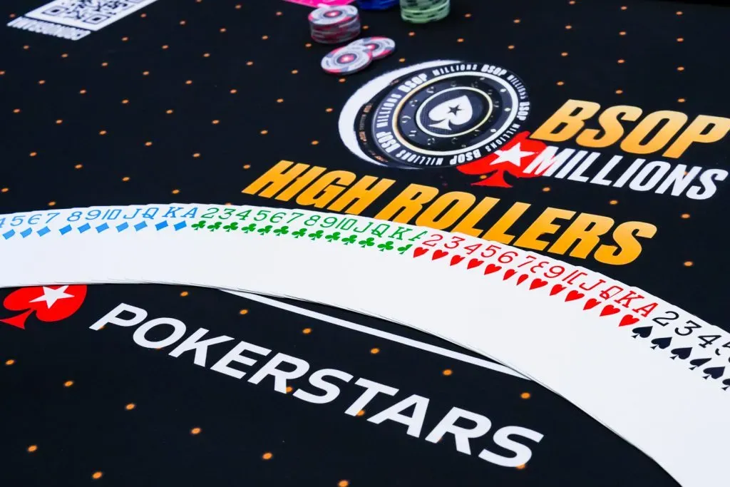 Baralho de 4 cores (Foto: Divulgação/BSOP)