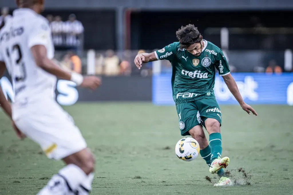 Scarpa segue na mira do Galo – Foto: Raul Baretta/AGIF.