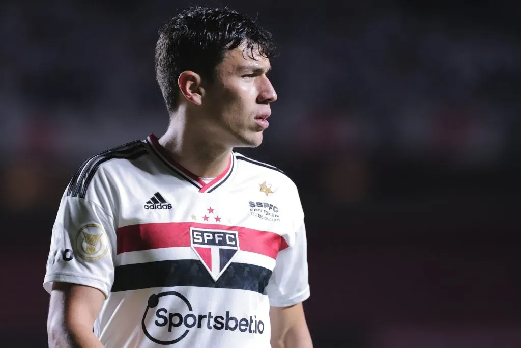 Ferraresi jogador do Sao Paulo durante partida contra o Internacional no estadio Morumbi pelo campeonato Brasileiro A 2022. Foto: Ettore Chiereguini/AGIF