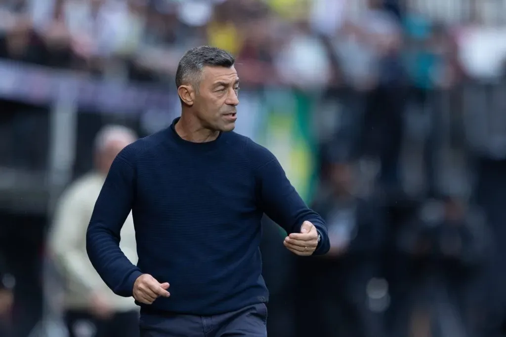 Pedro Caixinha, técnico do Bragantino, comanda a equipe que tem um dos melhores desempenhos como visitante no Brasileirão – Foto: Diogo Reis/AGIF