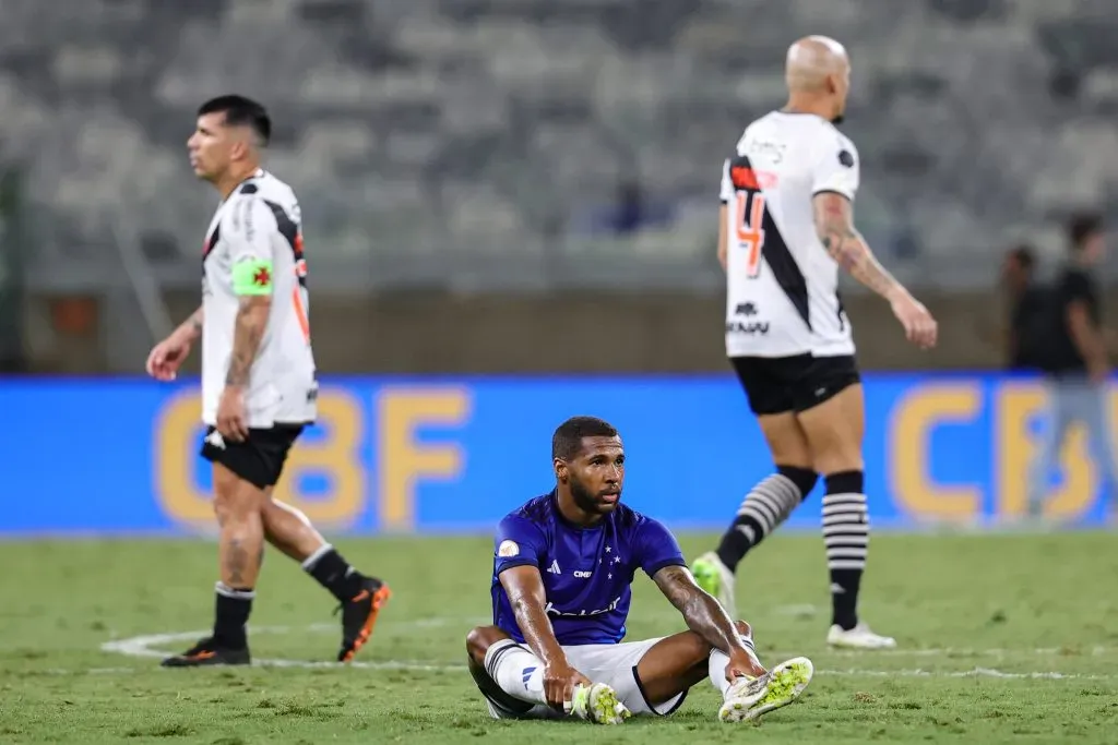 Wesley quebra jejum e dedica gol a jogador que se lesionou no Cruzeiro