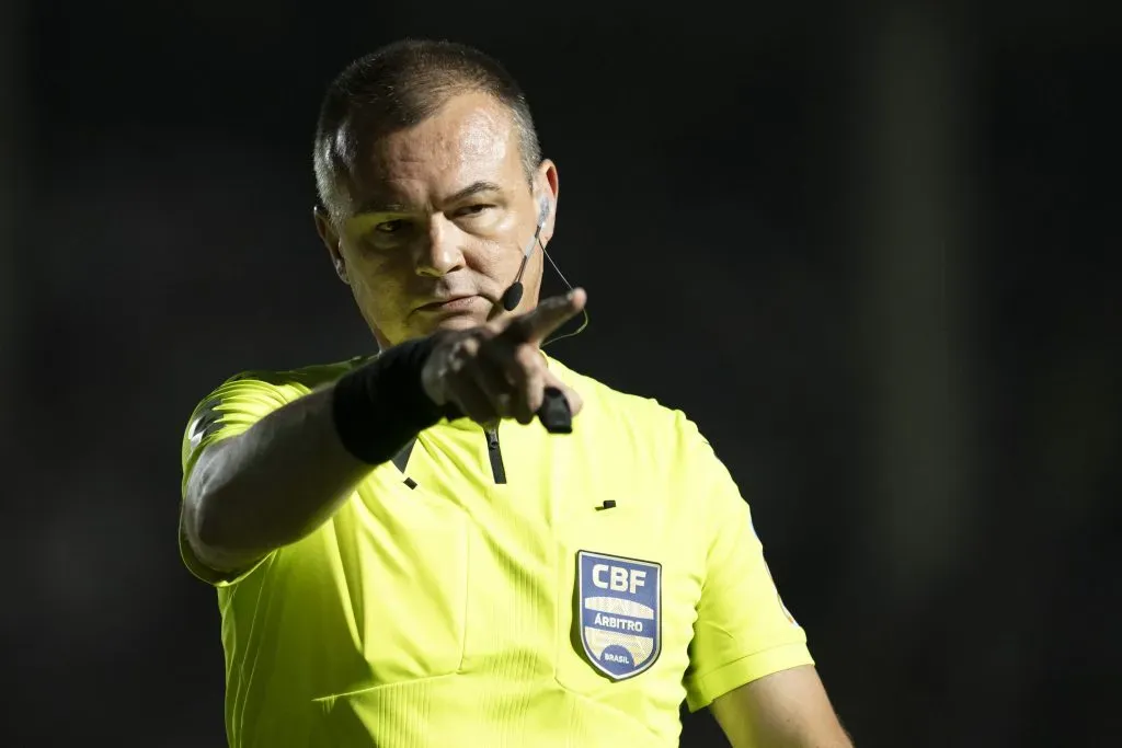 Vuaden durante partida entre Vasco e Botafogo no estadio Sao Januario pelo campeonato Brasileiro A 2023. Foto: Jorge Rodrigues/AGIF
