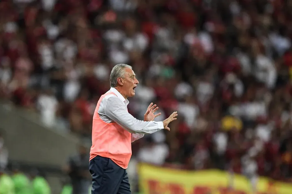 Tite técnico do Flamengo durante pelo campeonato Brasileiro A 2023. Foto: Thiago Ribeiro/AGIF