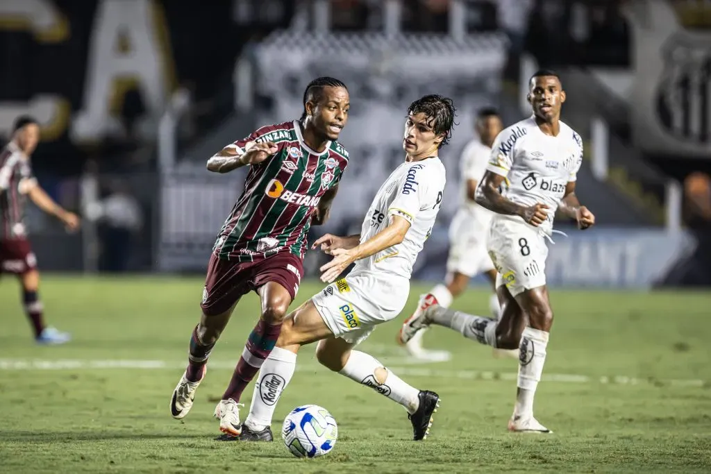 Foto: Abner Dourado/AGIF – Santos foi superado pelo Fluminense