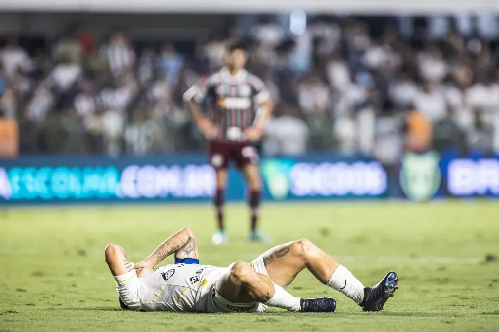 Nada deu certo para o Santos diante do Fluminense. Foto: Abner Dourado/AGIF