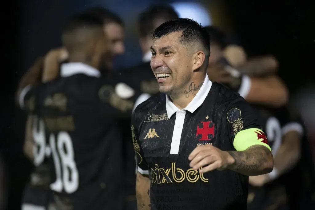 Medel ganhou a confiança da torcida nessa reta final. Foto: Jorge Rodrigues/AGIF