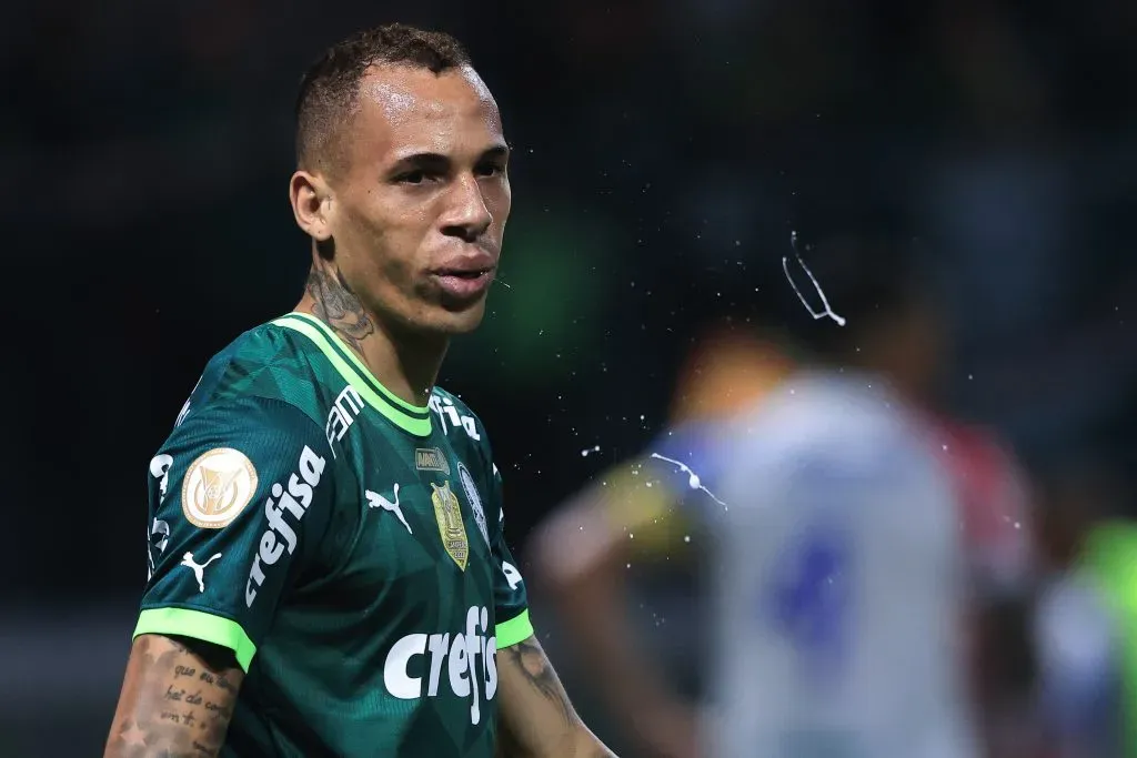 Breno Lopes jogador do Palmeiras durante partida contra o Fortaleza no estadio Arena Allianz Parque pelo campeonato Brasileiro A 2023. Foto: Ettore Chiereguini/AGIF