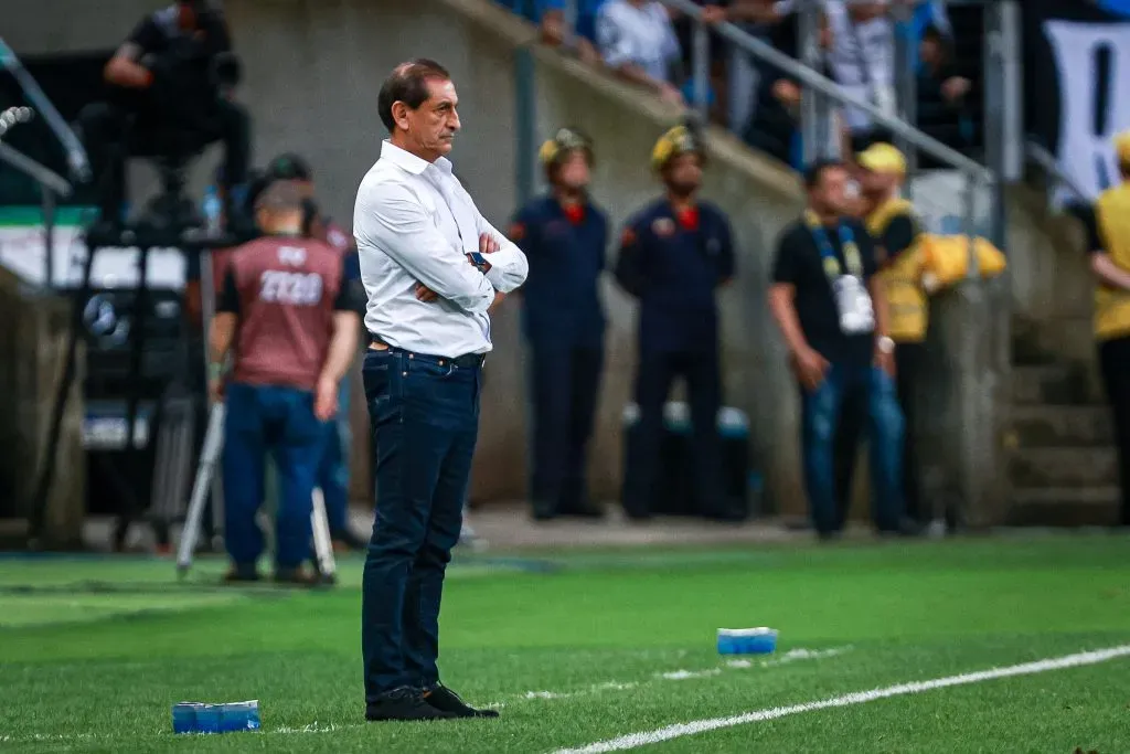 Ramon Diaz tecnico do Vasco durante partida contra o Gremio no estadio Arena do Gremio pelo campeonato Brasileiro A 2023. Foto: Maxi Franzoi/AGIF