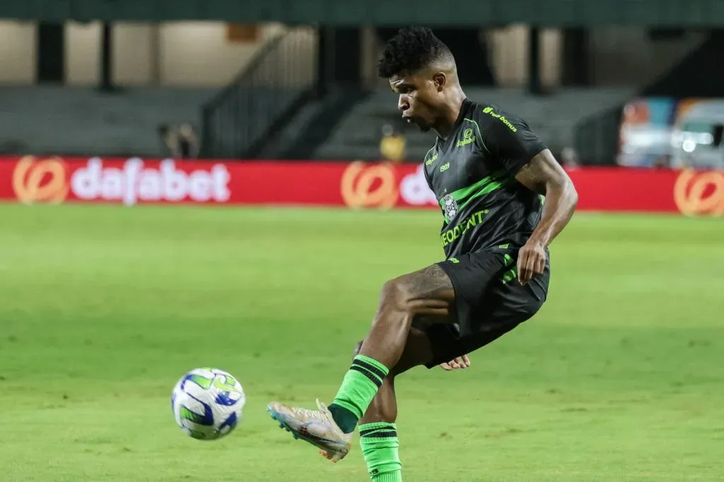 Foto: Robson Mafra/AGIF