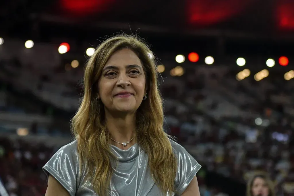 RJ – RIO DE JANEIRO – 08/11/2023 – BRASILEIRO A 2023, FLAMENGO X PALMEIRAS -Leila Pereira presidente do Palmeiras durante partida contra o Flamengo no estadio Maracana pelo campeonato Brasileiro A 2023. Foto: Thiago Ribeiro/AGIF