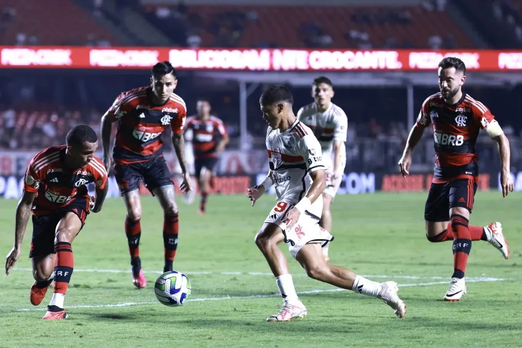 Jogo entre São Paulo e Flamengo no Morumbi. Foto: Marcello Zambrana/AGIF
