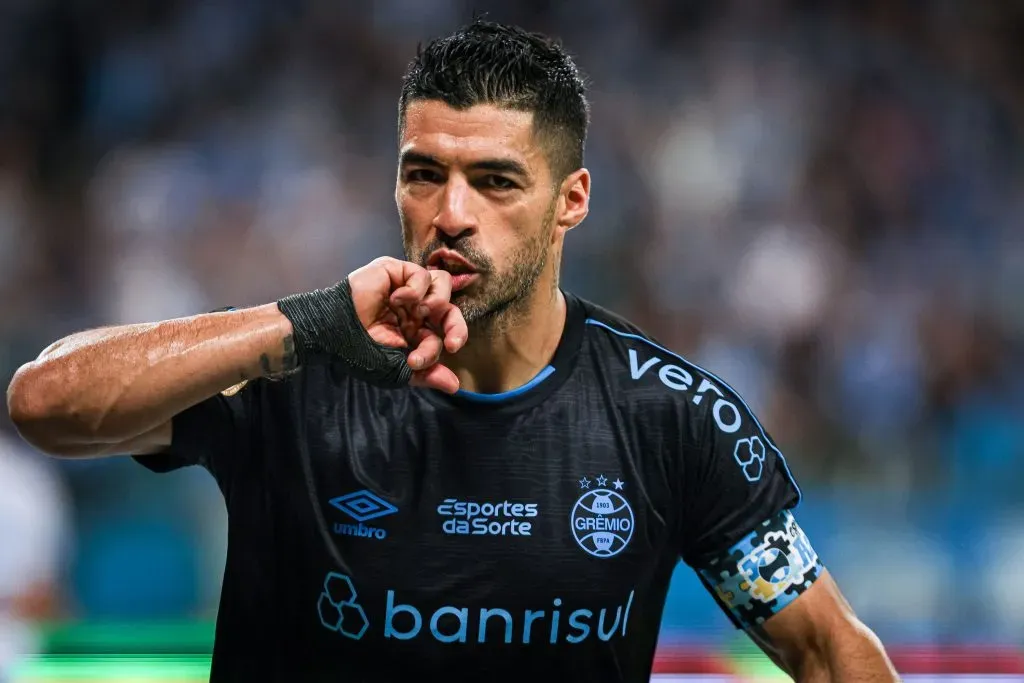 Foto: Maxi Franzoi/AGIF – Suárez foi decisivo para o Grêmio em 2023