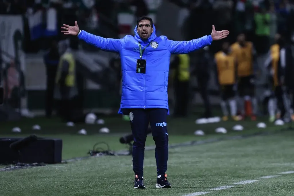 SP – Sao Paulo – 10/08/2022 – LIBERTADORES 2022, PALMEIRAS X ATLETICO-MG – Abel Ferreira tecnico do Palmeiras durante partida contra o Atletico-MG no estadio Arena Allianz Parque pelo campeonato Copa Libertadores 2022. Foto: Ettore Chiereguini/AGIF