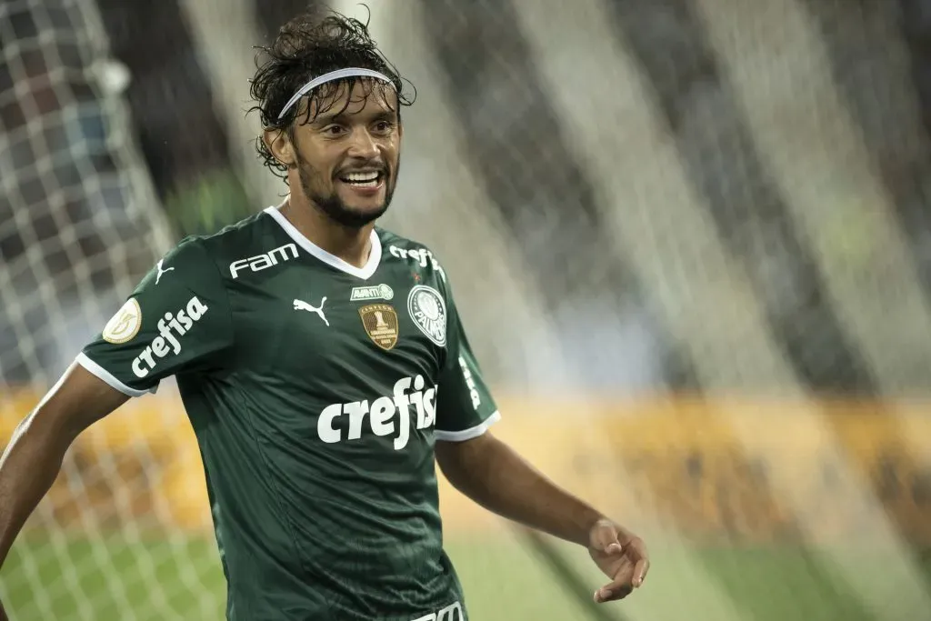 Gustavo Scarpa com a camisa do Palmeiras. Foto: Jorge Rodrigues/AGIF