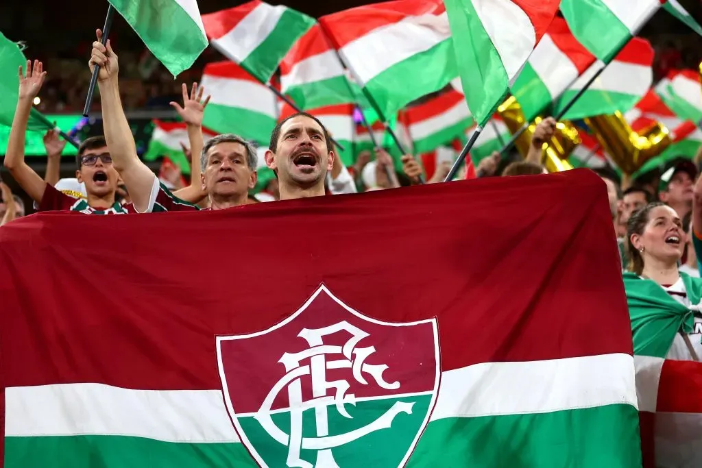 Torcida do Fluminense no King Abdullah Sports City. Francois Nel/Getty Images